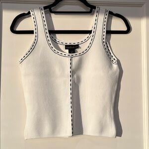 House of Harlow 1960 Tank